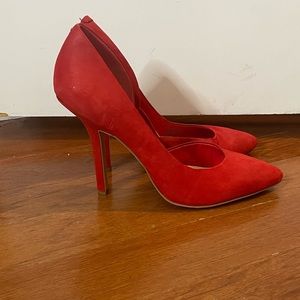 Suede BCBG pumps